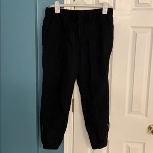 Gap canvas jogger pants